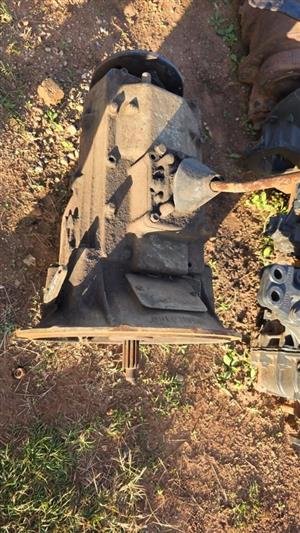 Nissan UG780 Gearbox