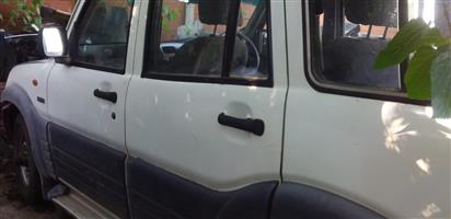 2005 mahindra scorpion 2.6 turbo