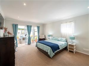 Spacious 3 Bedroom Family Home with Garage