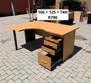 OFFICE DESK WITH DRAWERS