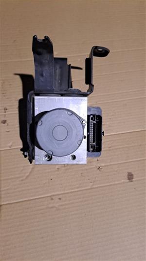 Ford T7 T8 ABS Pump for Sale used
