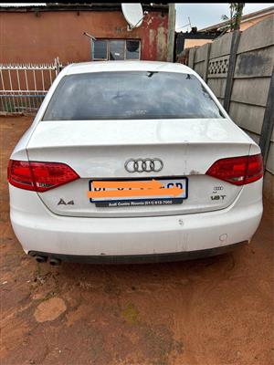 Audi a4 B8 white 