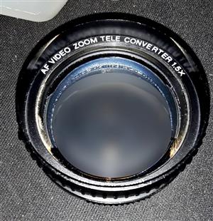 2 in 1 - Lens Attachment - Zoom 1.5x & Super Wide 0.55x