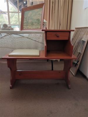 Telephone table