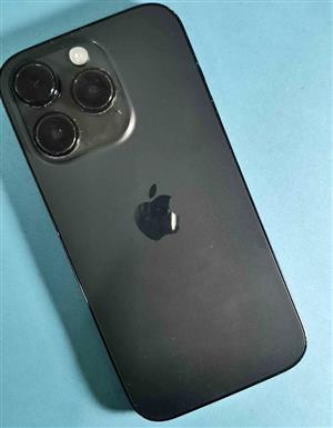 Iphone 14 Pro 256gb in black. Bh:100 %