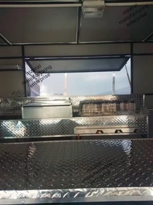 Mobile kitchen trailers