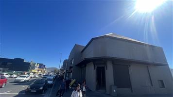 High-Exposure Retail Opportunity
