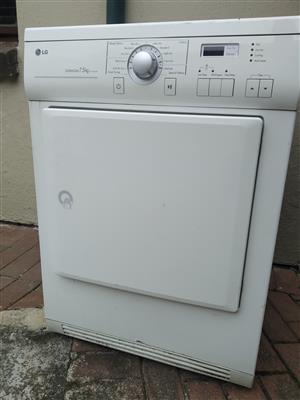 Tumble Drier 7.5kg. White. Automatic.