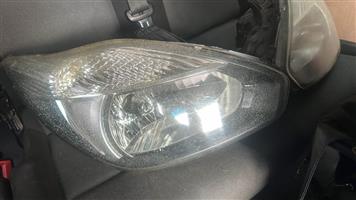 2012 ford Figo left and right headlight