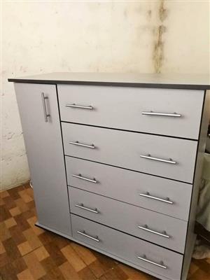 We manufacture chest of drawers at reasonable prices and good quality free delivery around soweto