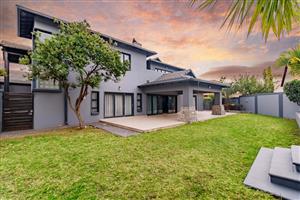 Welcome Home – Elegant Living Awaits!