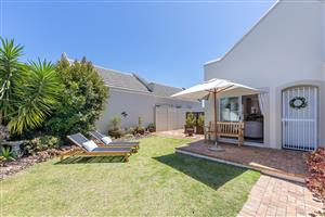 House For Sale in Sunningdale