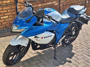 2025 Suzuki 250 Gixxer