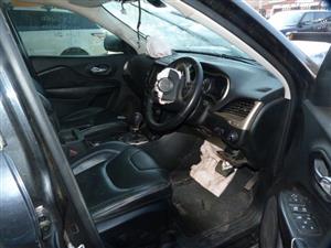 STRIPPING FOR SPARES/  JEEP CHEROKEE LIMITED 2016 3.2