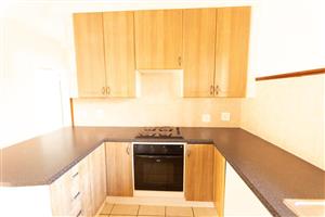 Townhouse For Sale in Mooikloof Ridge