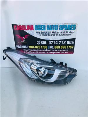 Hyundai I30 right side headlight