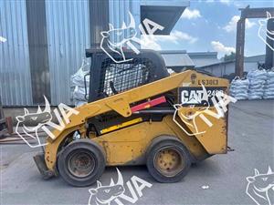 CAT SKID STEER