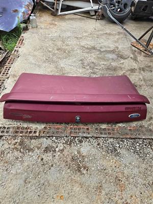 FORD SAPPHIRE BOOTLID WITH RS SPOILER