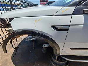 Land Rover Discovery Sport HSE 2015 fenders for sale - used