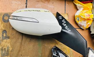 Kia Sportage side mirror