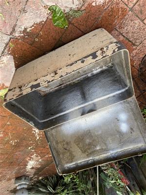 KO Aluminium  vintage chest