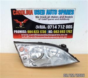 Ford Mondeo right side headlight