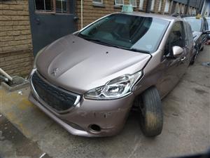 Peugeot 208 VTi 1.2 Petrol Manual 10B2 Light Pink - 2013 SPARESBOYZ STRIPPING