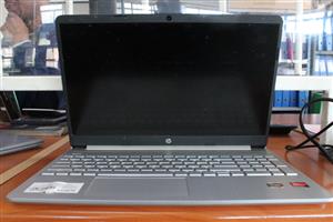 HP RYZON 5 55OOU 8GB RAM 512GB HDD W/CHARGER (S067252A)