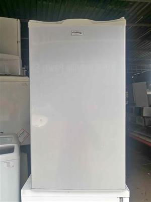 Fridge for sale starting 