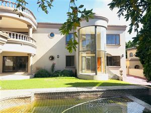 House For Sale in Blue Valley Golf Estate