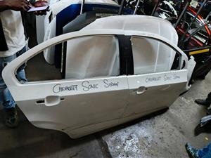 Chevrolet Sonic Sedan Right Front and back door