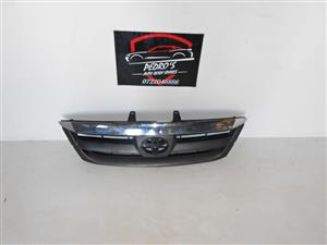 Toyota fortuner grill
