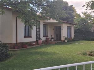 Spacious 3-Bedroom Family Home for sale in Noycedale Nigel