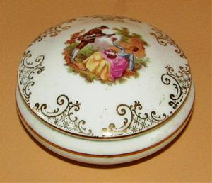 Vintage Limoges Round Porcelain Trinket Box - Made in France 