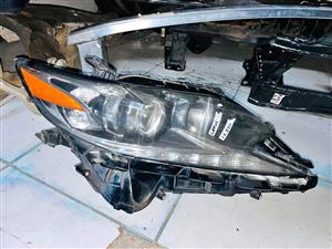 Lexus ES350 /ES300h headlight 2018