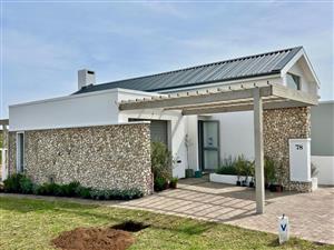 House For Sale in Stilbaai Wes