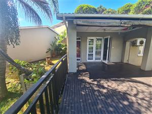 Pet friendly lock up and go townhouse.