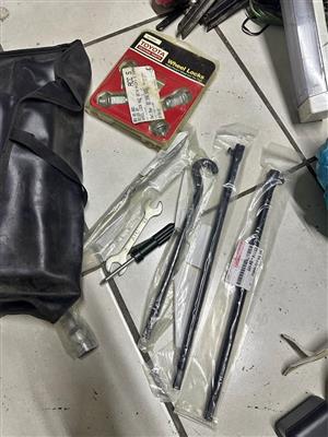 New Genuine Toyota Car Tool Kit, Jack Extensions & Wheel Locks Set