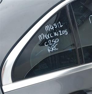 Mercedes C250 W205 right rear corner window 