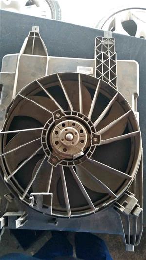 Renault megane dci radiator fan
