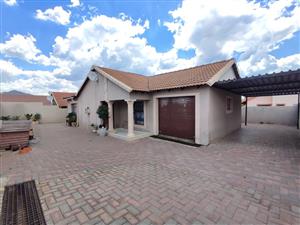 House For Sale in Cosmo City