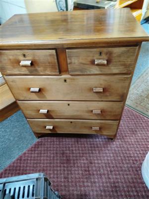 Vintage wooden chest of drawers