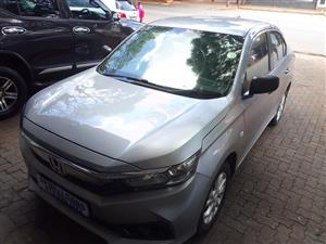 2019 Honda Amaze 1.1Manual silver color PETROL 95,000KM 