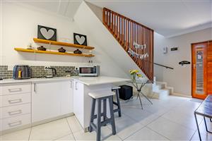 3 Bedroom Modern Home For Sale in Bellville, Belgravia