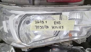 Toyota Hilux GD6 Headlight(2)