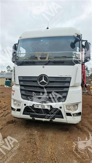 2021 Mercedes Benz Actros 2652 horse truck for sale