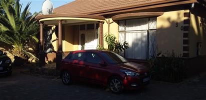 Luxury single Apartments/ Rooms To Let in Delville, Germiston
