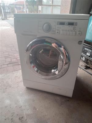 LG Frontload washing machine