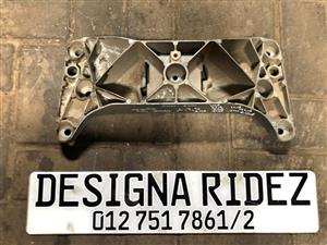 BMW F01/F02/F06/F07/F10/F11/F12/F13 - 5,6,7 SERIES - N55/N57 GEARBOX SUPPORT MOUNT BRACKET AVAIL.