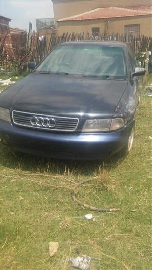 AUDI A4 B5 STRIPPING FOR SPARES